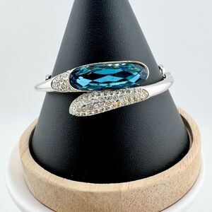 Vintage Borun Blue Rhinestone Bracelet Bold Statement Retro Regency Party